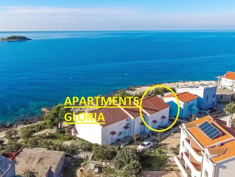 Apartments Gloria Primosten Exterior photo